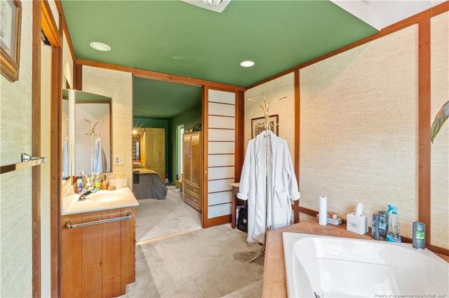 390 Diamondhead S Drive, Pinehurst, NC 28374