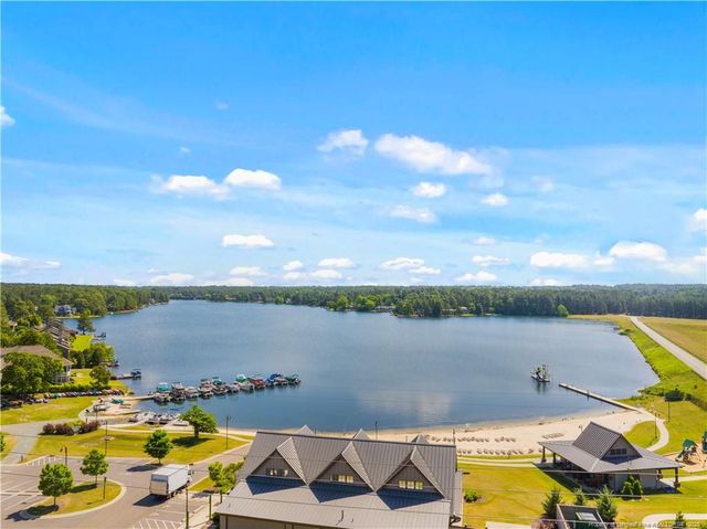 390 Diamondhead S Drive, Pinehurst, NC 28374