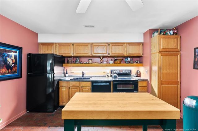 390 Diamondhead S Drive, Pinehurst, NC 28374