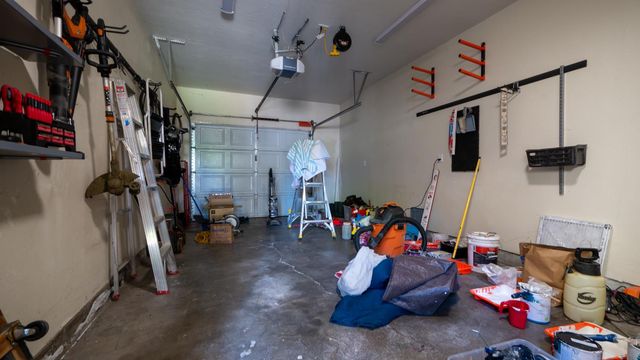 1851 W Harding Way, Stockton, CA 95203