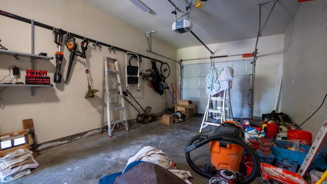 1851 W Harding Way, Stockton, CA 95203