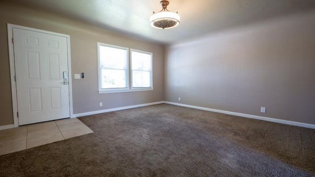 1851 W Harding Way, Stockton, CA 95203