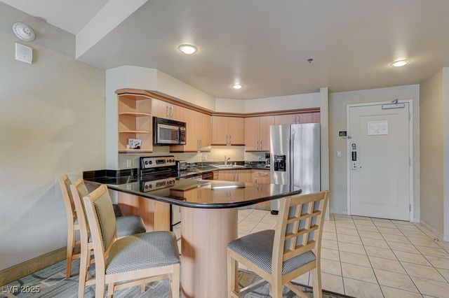 211 East Flamingo Road 601, Las Vegas, NV 89169