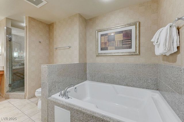 211 East Flamingo Road 601, Las Vegas, NV 89169