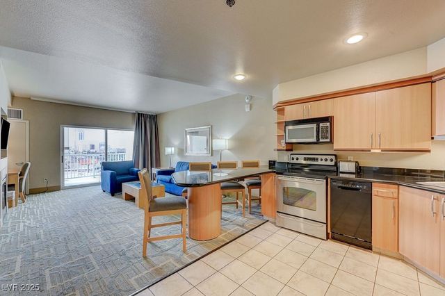 211 East Flamingo Road 601, Las Vegas, NV 89169