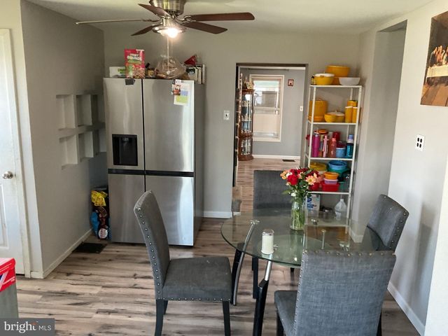 916 WALNUT ST, Burlington, NJ 08016