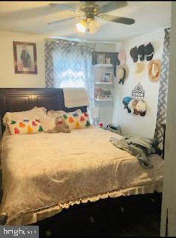 916 WALNUT ST, Burlington, NJ 08016