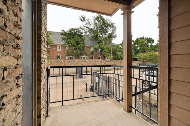 6002 Auburndale Avenue B, University Park, TX 75205