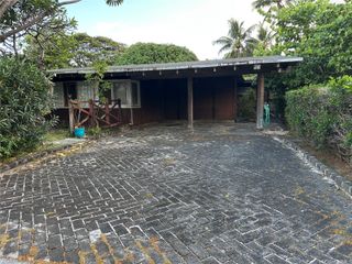 70 Akilolo Street, Honolulu, HI 96821