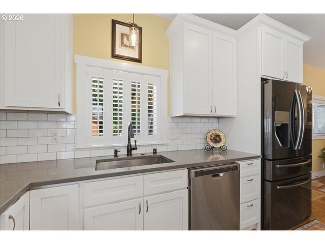 514 BEECH St, Vancouver, WA 98661