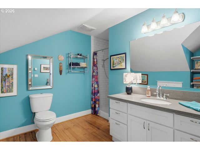 514 BEECH St, Vancouver, WA 98661