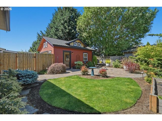 514 BEECH St, Vancouver, WA 98661