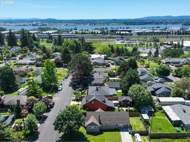 514 BEECH St, Vancouver, WA 98661
