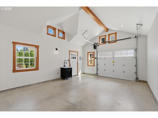 514 BEECH St, Vancouver, WA 98661