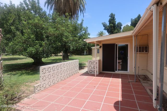 10222 W SNEAD Circle S, Sun City, AZ 85351