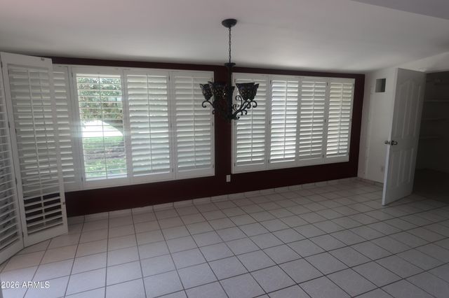 10222 W SNEAD Circle S, Sun City, AZ 85351