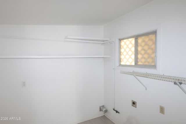 10222 W SNEAD Circle S, Sun City, AZ 85351