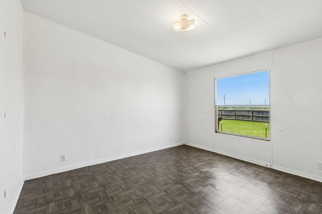 3310 Old Sherman Road, Whitesboro, TX 76273