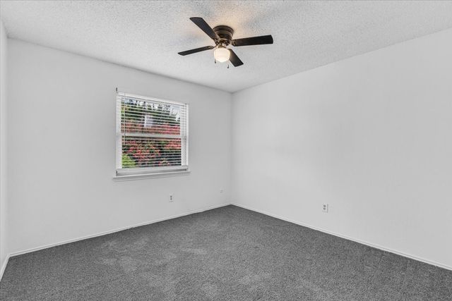 704 Matthews Court, Arlington, TX 76012