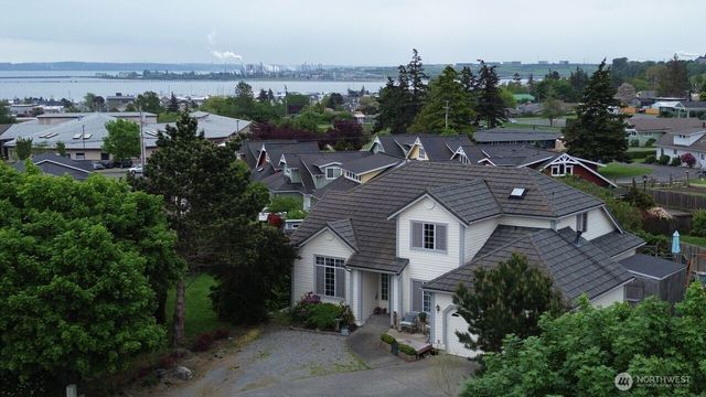 1711 25th H Court, Anacortes, WA 98221