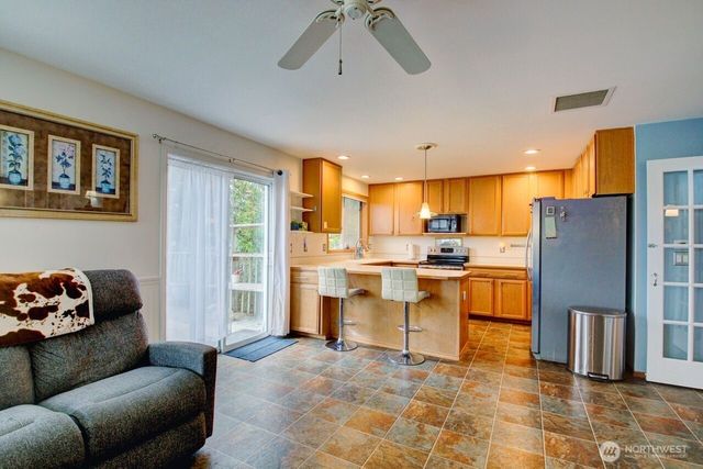 1711 25th H Court, Anacortes, WA 98221