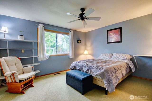 1711 25th H Court, Anacortes, WA 98221