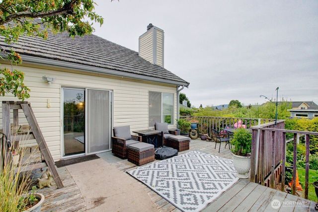 1711 25th H Court, Anacortes, WA 98221
