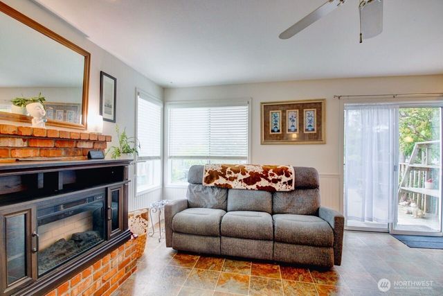 1711 25th H Court, Anacortes, WA 98221