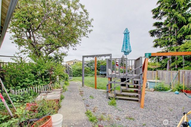 1711 25th H Court, Anacortes, WA 98221