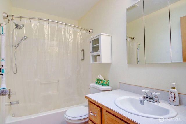 1711 25th H Court, Anacortes, WA 98221