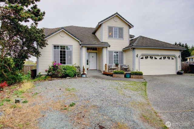 1711 25th H Court, Anacortes, WA 98221