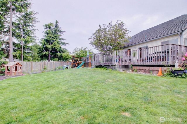 1711 25th H Court, Anacortes, WA 98221