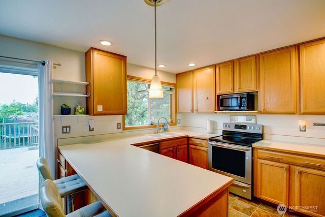1711 25th H Court, Anacortes, WA 98221
