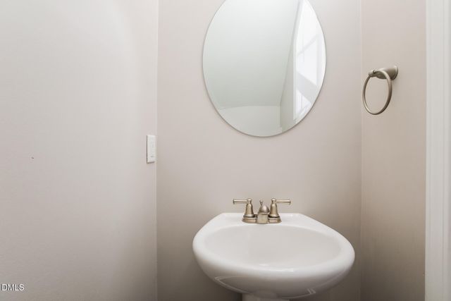415 Crawford Parkway, Clayton, NC 27520