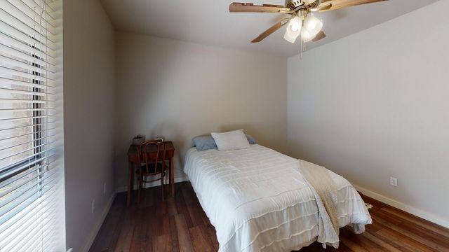 802 Amy CIR, Marble Falls, TX 78654