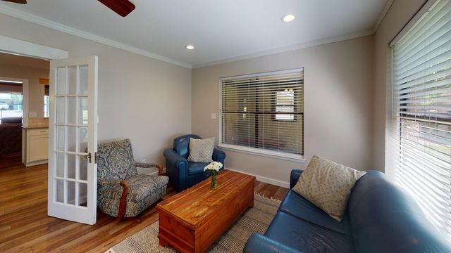 802 Amy CIR, Marble Falls, TX 78654