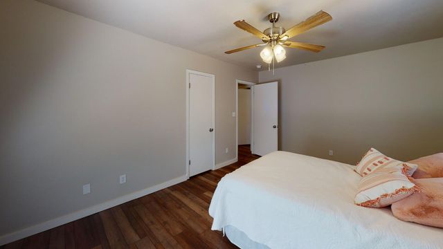 802 Amy CIR, Marble Falls, TX 78654