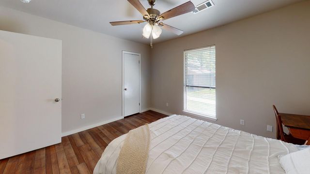 802 Amy CIR, Marble Falls, TX 78654