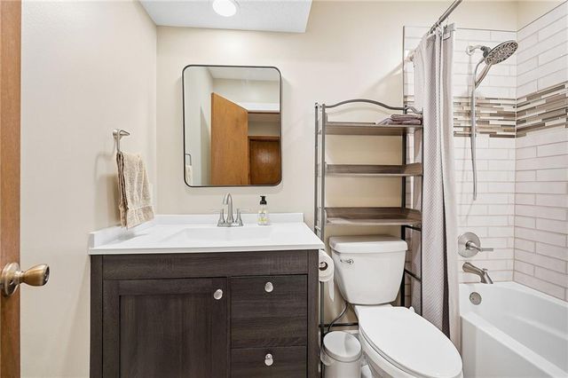 10283 Haskins Street, Lenexa, KS 66215