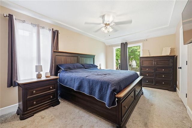 10283 Haskins Street, Lenexa, KS 66215