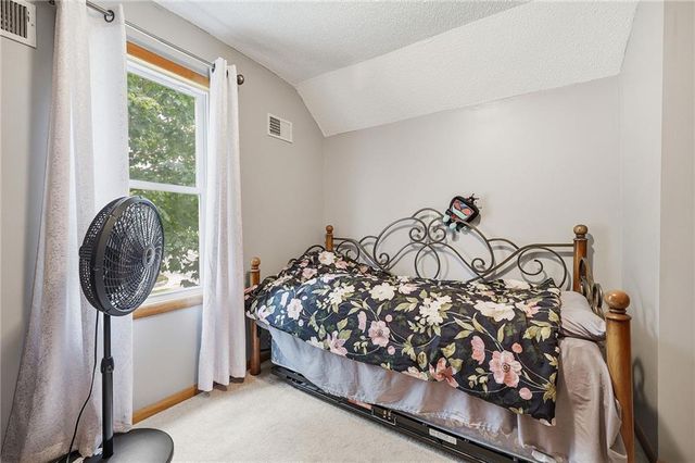 10283 Haskins Street, Lenexa, KS 66215
