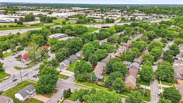 10283 Haskins Street, Lenexa, KS 66215