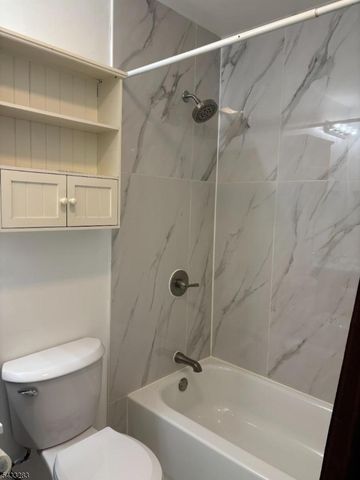53 Boxgrove Pl, Franklin Twp., NJ 08873
