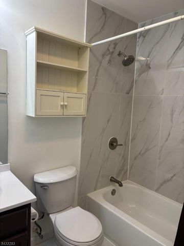 53 Boxgrove Pl, Franklin Twp., NJ 08873