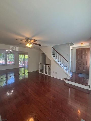 53 Boxgrove Pl, Franklin Twp., NJ 08873