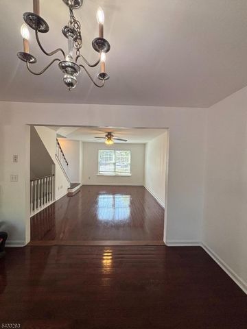 53 Boxgrove Pl, Franklin Twp., NJ 08873
