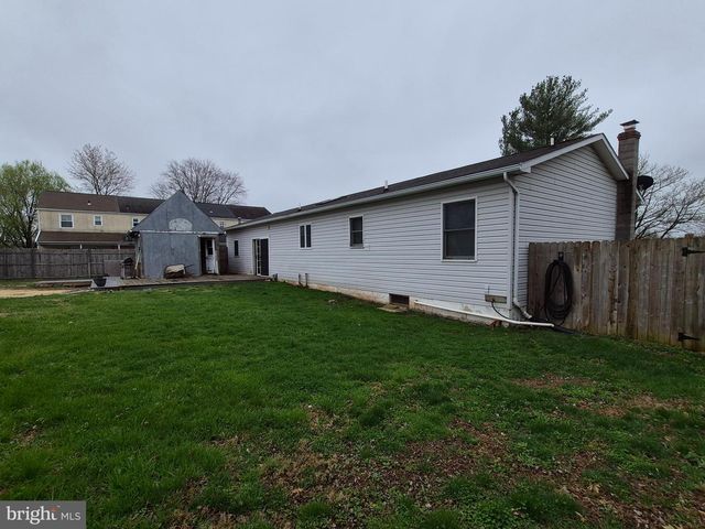 1251 BUDDIES PL, Birdsboro, PA 19508