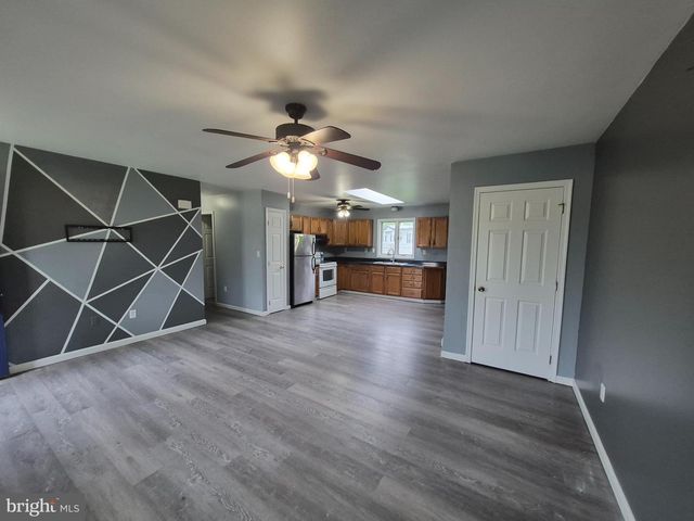1251 BUDDIES PL, Birdsboro, PA 19508