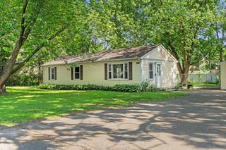 807 74 1/2 Avenue N, Brooklyn Park, MN 55444