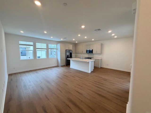 460 Caliper Way, San Marcos, CA 92078